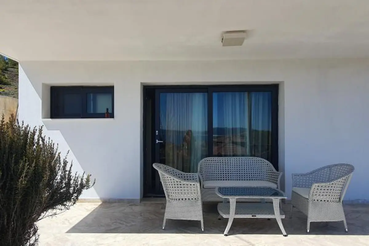 Design Room, Göl veya Bahçe Manzaralı, Verandalı